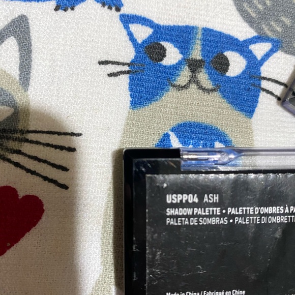 Nip NYX ash ultimate edit eyeshadow palette - Picture 4 of 4